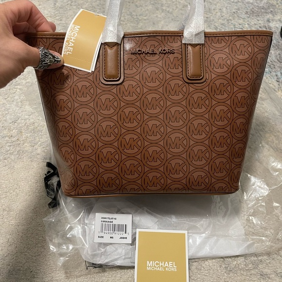 NWT Michael Kors Jodie Small Logo Jacquard Tote Bag In Luggage/Brown Color - Picture 4 of 12